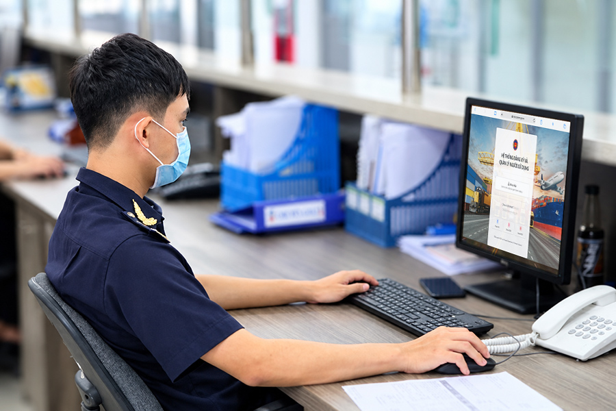 Hướng dẫn làm sạch dữ liệu DN trên Hệ thống đăng ký và quản lý người sử dụng Hải quan