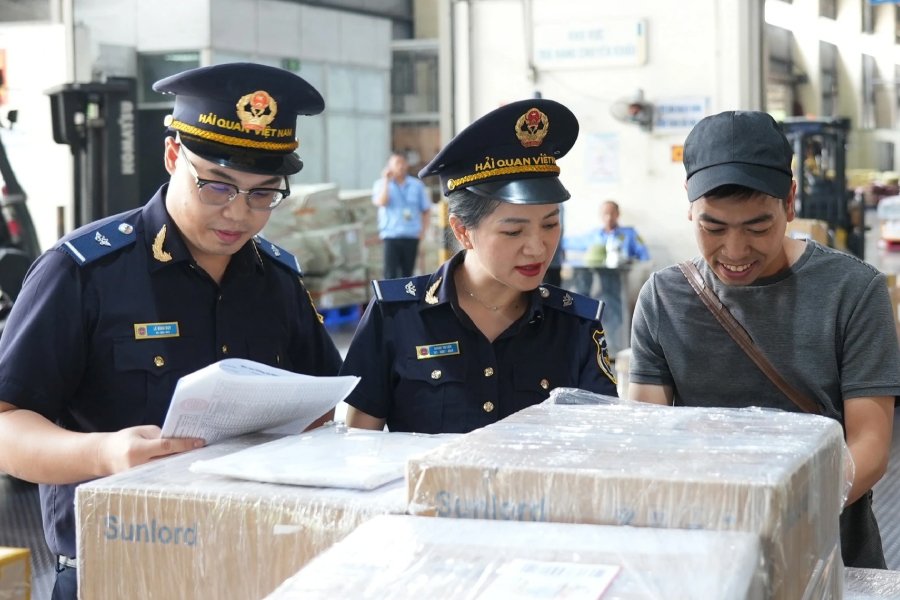Quy định về thủ tục kiểm tra và giám sát hải quan  từ 15/08/2025